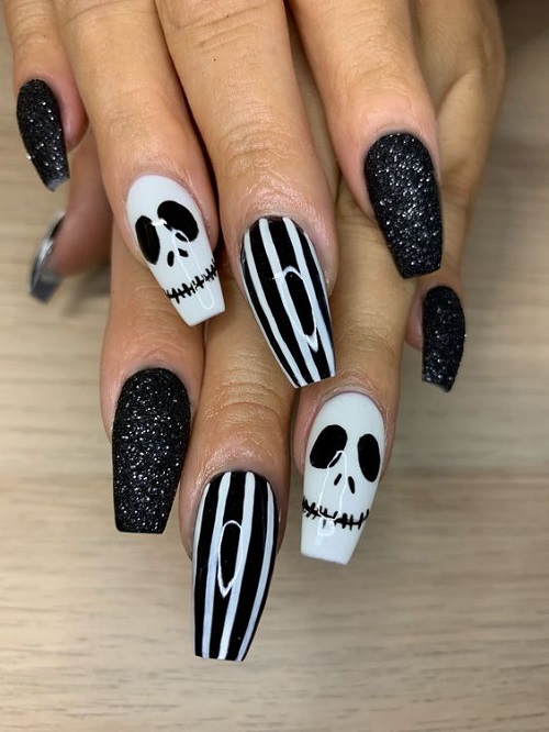 Scary Halloween Nails Ideas