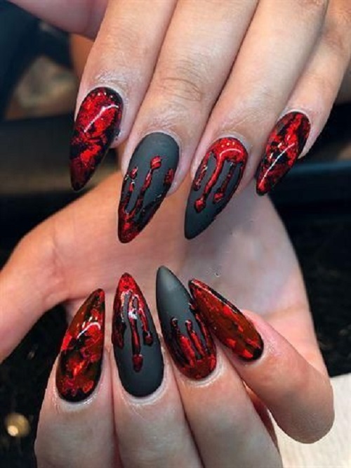 Scary Halloween Nails